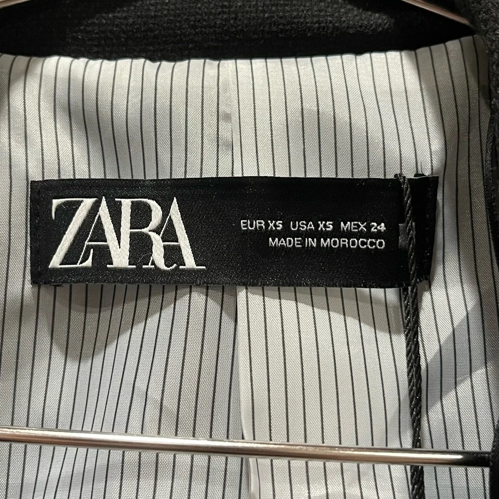 NEW‎ Zara Printed Cuff Blazer in Black Size XS
